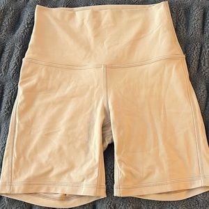 Lululemon Align HR 6 inch Shorts
